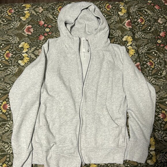 Lululemon Zip-up - Picture 1 of 3
